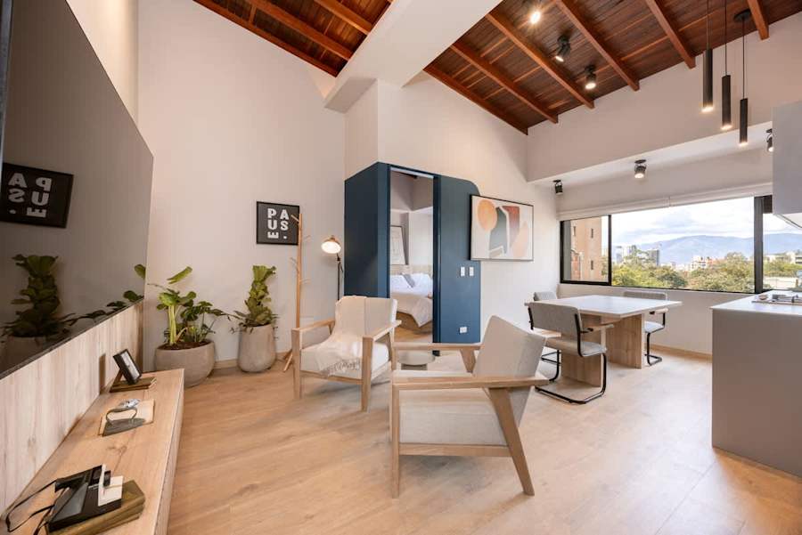 Digital Nomad Paradise 2BR in the Heart of Manila, Guesty gallery image 1