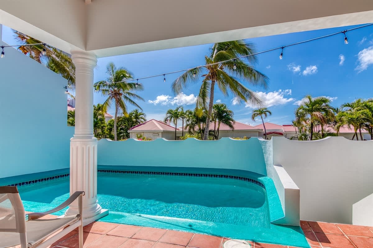 Quiet Family 3BR Villa, Private Pool · Pelican Key — view 5