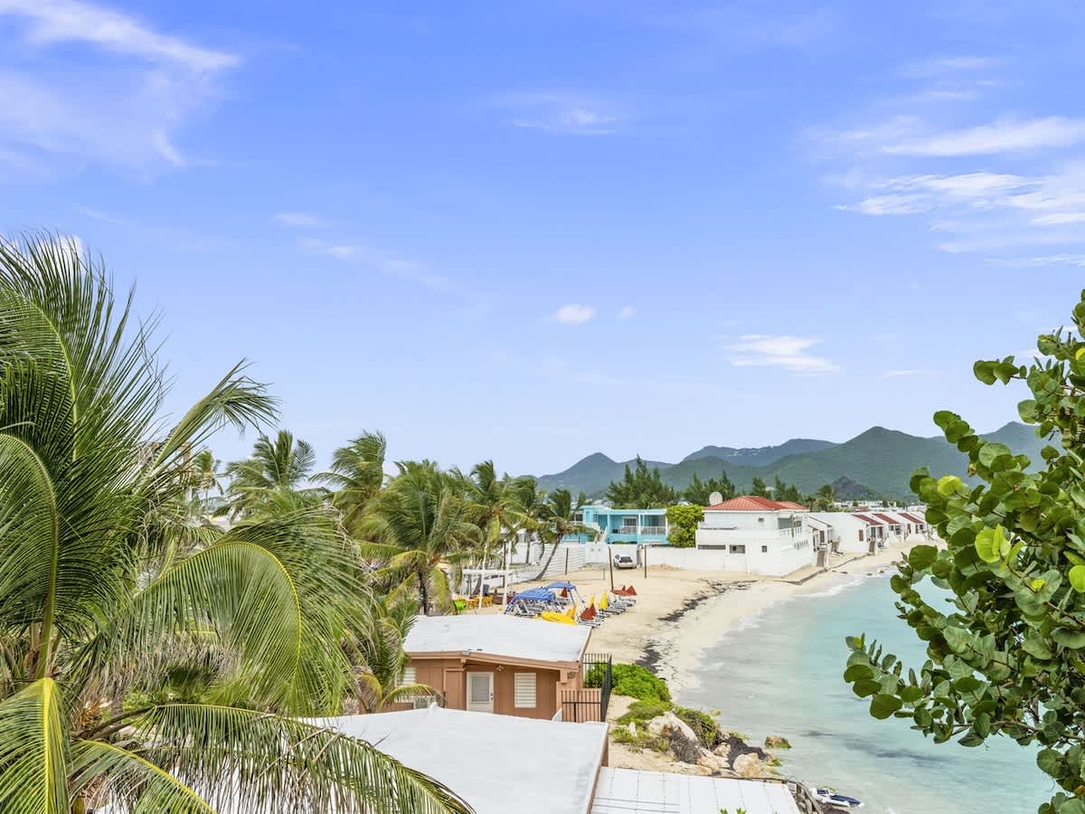 Beacon Hill Hideaway Luxury Condo in Simpson Bay — view 4