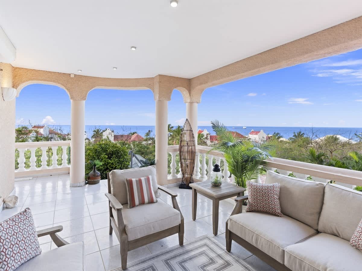 3BR Townhouse in Pelican Key — Pelican Key · Sint Maarten