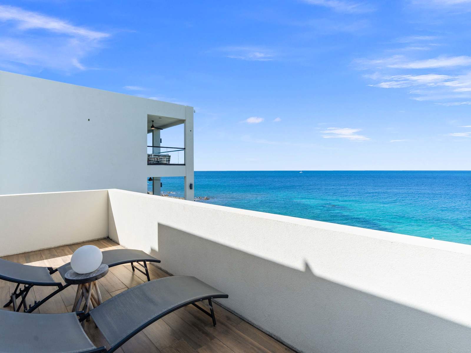 Modern Indigo Bay Studio 3 Min Walk To Beach — view 5