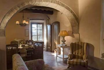 Traditional sofas and dining table