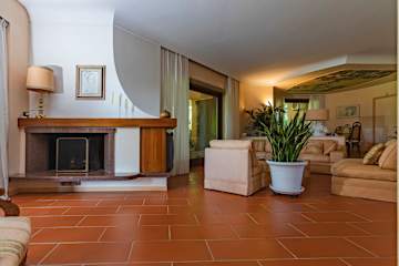Villa near Arona