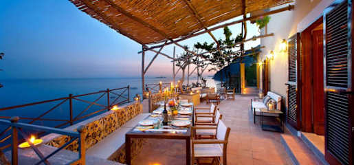 Terrace with table overlooking the sea