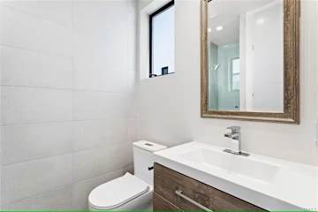 En Suite for 2nd Bedroom on the Second Floor