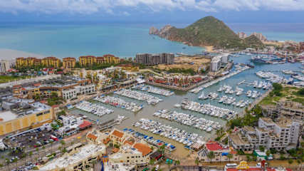 Cab Sab Lucas Marina - 10 minute drive from house.  