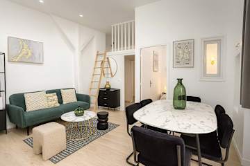 Appartement atypique avec Mezzanine - Paris 9 - 6P 4