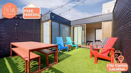 Canal St Townhouse | Rooftop Terrace | Parking