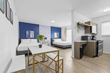 Beach Retreat Modern Sunny Studio | Steps to Sand