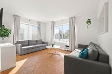 Elegant Lifestyle Stylish 1BR | Sophisticated Stay
