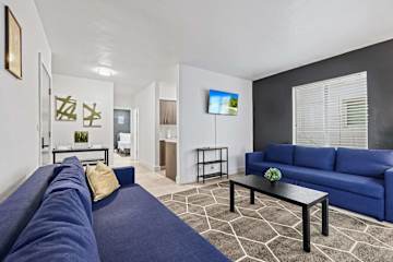 Modern Getaway Modern 1BR | Steps from the Ocean