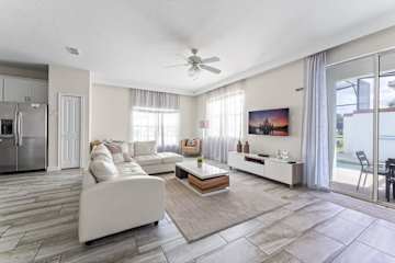 Casa de 5 dormitorios en Storey Lake – foto 1
