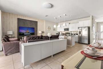 Casa de 4 dormitorios en Solterra Resort – foto 1