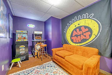 Drop a quarter in and relive the 90s with your crew — NBA Jam and Street Fighter waiting, your seat already picked.