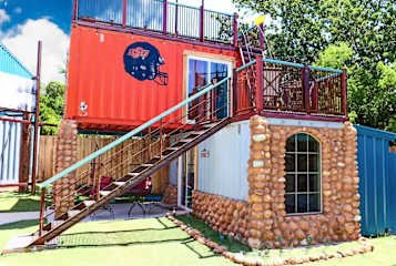 Pistol Pete – Sleeps 4