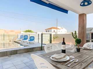 Encantador Chalet con Piscina y Jardín Privado junto a las Playas de Conil - image 21