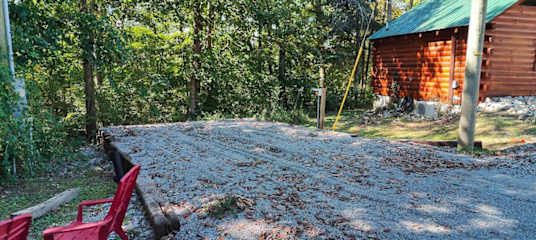 RV Pad – 30 Amp – Water – Small RVs – No Sewer