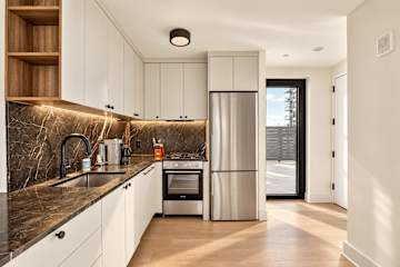 Photo #5 of Gold Terrace