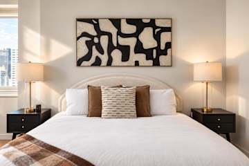 Photo #13 of Park House I