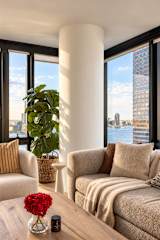 Photo #8 of Embassy VI