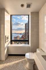 Photo #20 of Skyloft II