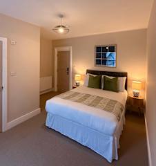 Cozy Double Room at The Shore