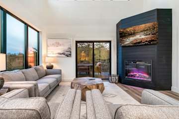 1330 Reedmont Way