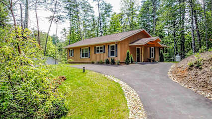 Bear Cub Cabin