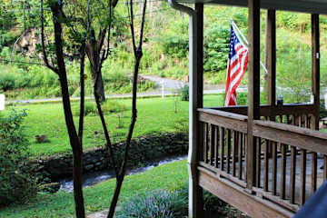Baskins Creek Hideaway