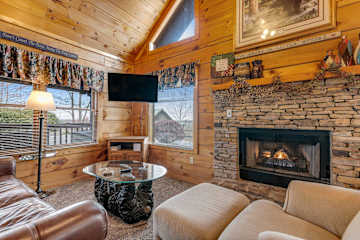 Arrowhead – Snuggle Bear Hideaway