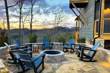 Alphie’s Red Sky Retreat