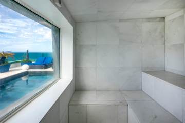 ADV001 Luxurious penthouse for 10 on Copa’s beach