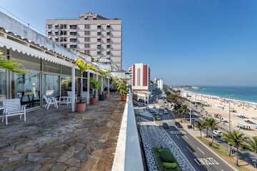 ADV005 Huge Penthouse for 8 on Ipanema’s beach