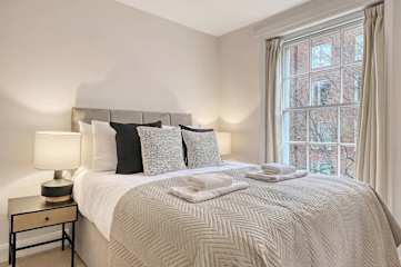 The Aspen at Redwood Court photo 7