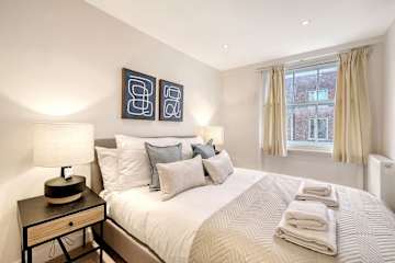 The Oak at Redwood Court photo 3
