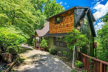 Hiker's Lodge - Mountain Laurel Chalets