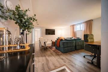 Walk to Sloans Lake! King Bed, Near Food & Transit rental in Denver, US