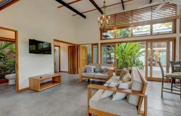 Villa Ópalo: villa familiar con piscina & Wi-Fi