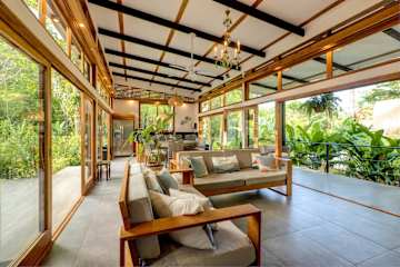 Villa Ópalo: villa familiar con piscina & Wi-Fi