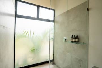 Villa de ensueño Anusara con piscina y aire acondicionado