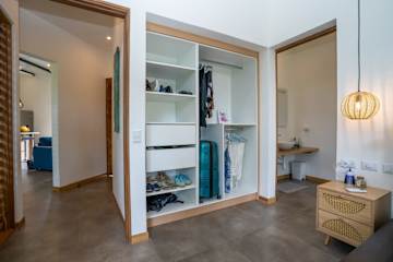 Villa de ensueño Anusara con piscina y aire acondicionado