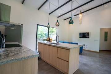 Villa de ensueño Anusara con piscina y aire acondicionado