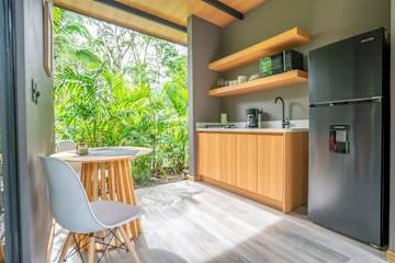 Raya Bungalow, aire acondicionado y piscina privada