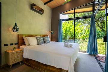 Mira Bungalow, aire acondicionado y piscina privada cerca de Arrecife