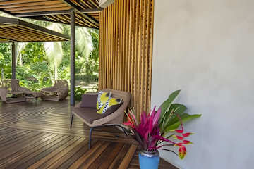 Patio caribeño | Villa de lujo en la selva con piscina