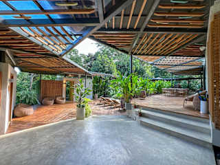 Patio caribeño | Villa de lujo en la selva con piscina