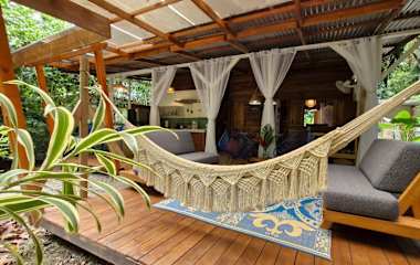 Up Houses · 3BR Private Retreat for 6 Guests