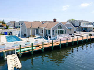 4BR Family Waterfront with Pool - Private Dock rental in Mantoloking