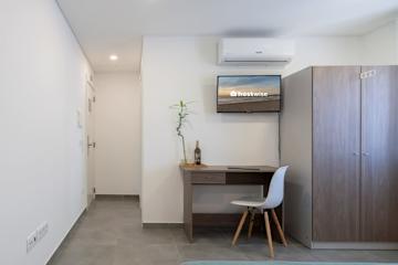 Host Wise Arvore - 6 Double Room | Pool photo 4