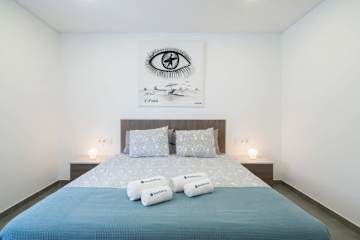 Host Wise Arvore - 6 Double Room | Pool photo 2